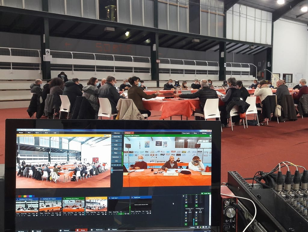 visio conférence zoom streaming live facebook youtube réunion publique