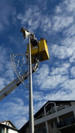 100 volts public adress haut parleur rue bixintxo