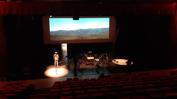 Installation double vidéoprojection film écran géant arkaos